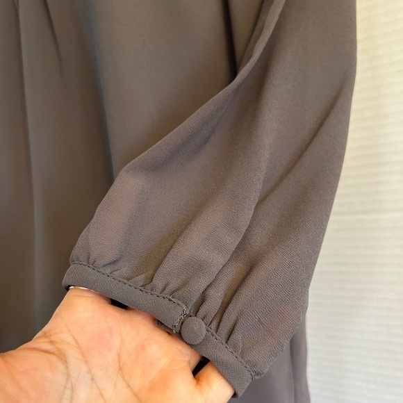 Naked Zebra quarter sleeve blouse with criss criss back detail. Sz S. P20 - Picture 4 of 7